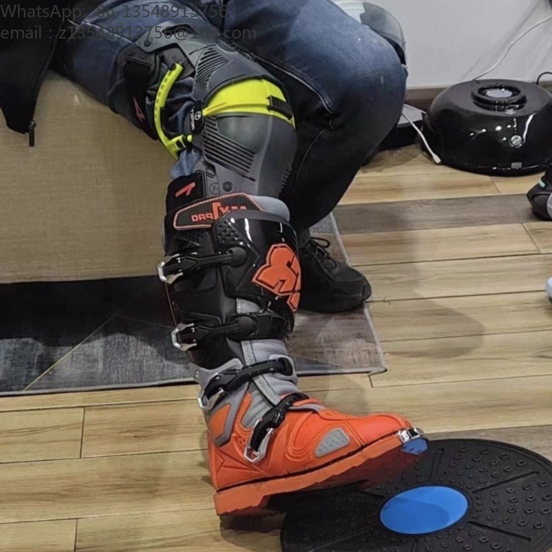 Off-road motorfiets exoskelet  - Riding Gear recensie en prijs